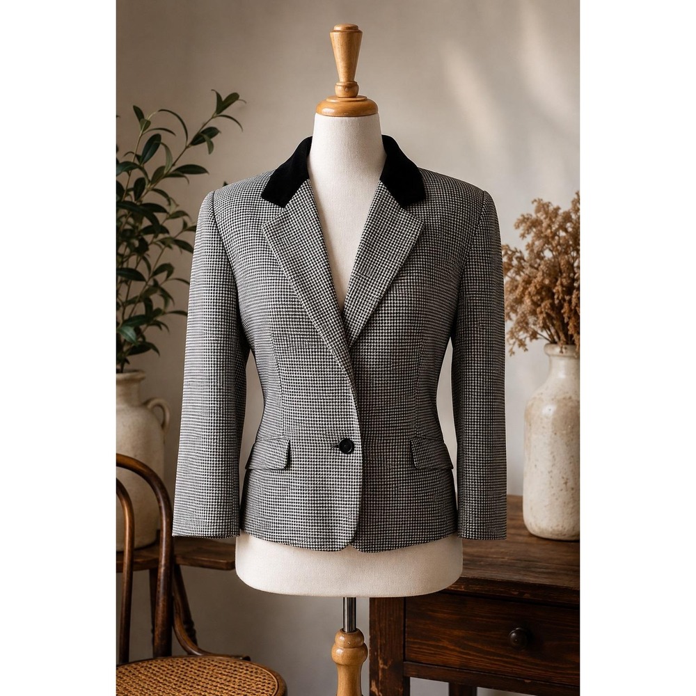 Vintage Highland Queen 100% Wool Houndstooth Blazer Made in Canada 12